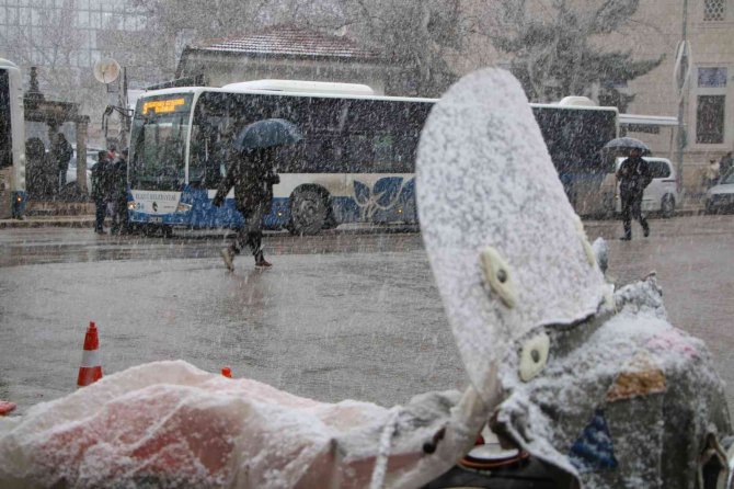 Kar, o ili etkisi altına aldı