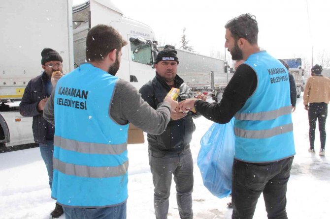 Ağır tonajlı araçlara 24 saattir kapalı olan Karaman-Mersin yolu ulaşıma açıldı