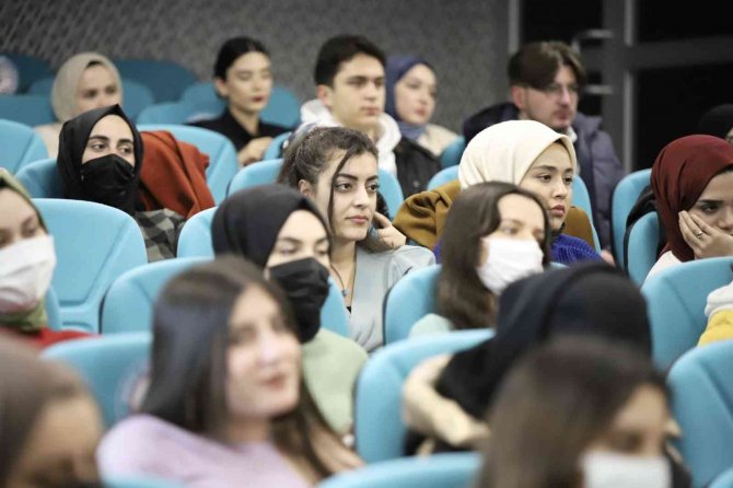 KTO Karatay Üniversitesi’nde Dünya Sosyal Hizmet Günü kutlandı