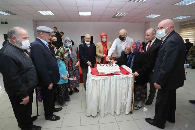 Başkan Sandıkçı: “Yaşlılara saygı bir gün değil, bir ömür olmalı”