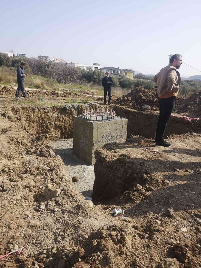 Çocuk parkına niyet baz istasyonuna kısmet