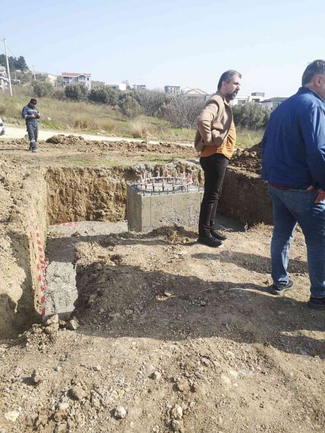 Çocuk parkına niyet baz istasyonuna kısmet