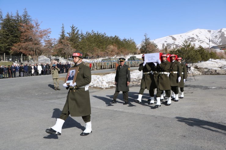 Şehit asteğmen, memleketine uğurlandı