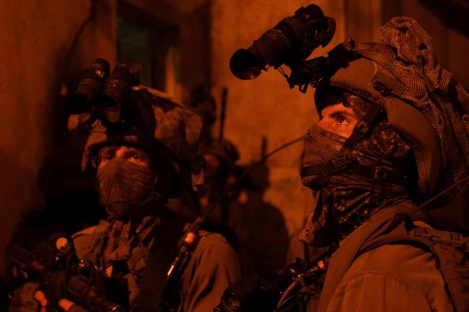 İsrail ordusunun Batı Şeria'daki baskınlarında 21 Filistinli gözaltına alındı