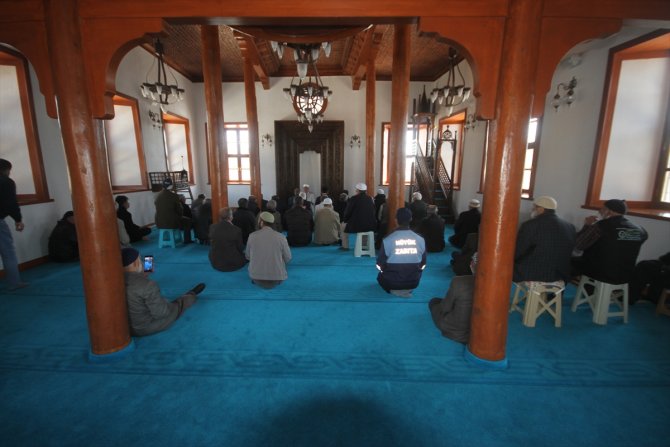 Hüyük'te restorasyonu tamamlanan tarihi cami ibadete açıldı