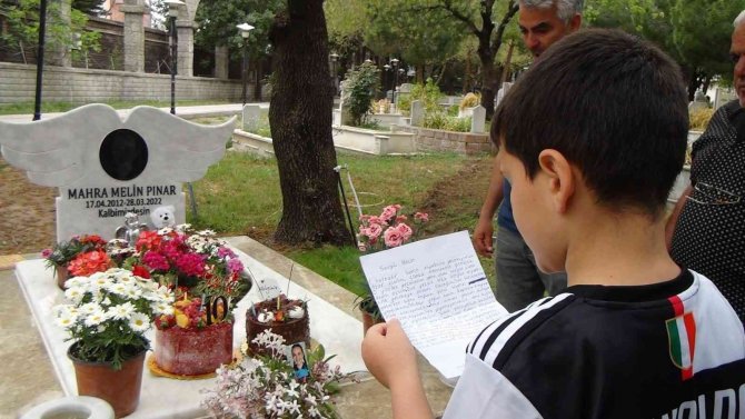 Mezar taşı üzerinde en acı doğum günü