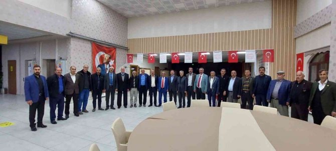 Muhtarlar tam kadro iftar yemeğinde buluştu