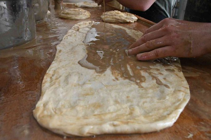 Aksaray’ın tahinli pidesi yurtdışına gönderiliyor