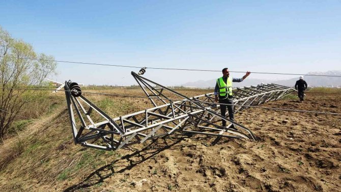 22 liralık cıvatayı çalan hırsızlardan 500 bin liralık zarar