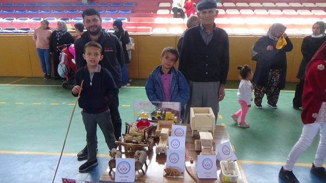 Karapınar'da dedemin oyuncağı yarışması gerçekleştirildi