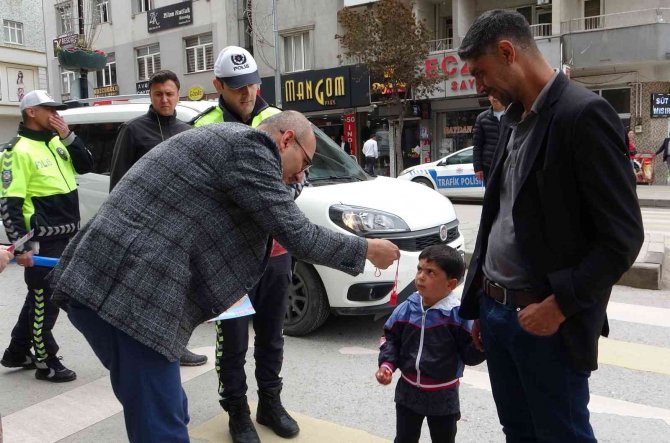 Van’da trafik haftası nedeniyle sürücüler uyarıldı