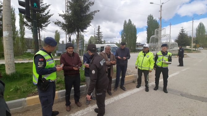 Bozkır'da Yayalar İçin 5 Adımda Güvenli Trafik etkinliği düzenlendi