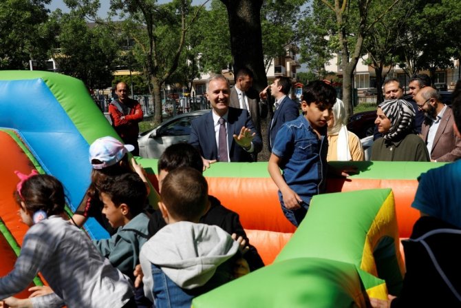 Dezavantajlı çocuklar gönüllerince eğlendi