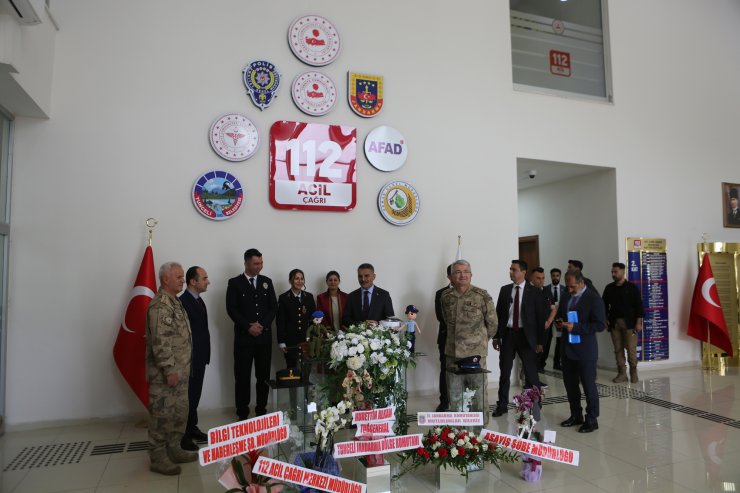 Nikahları görev yaptıkları çağrı merkezinde kıyıldı