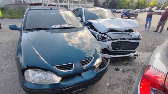 Karabük’te trafik kazalarında 6 kişi yaralandı