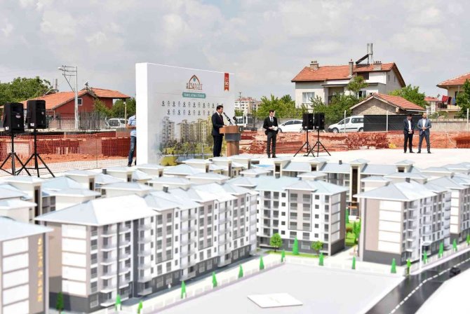 Konya'ya yeni toplu konut hamlesi! Aksapark’ın temeli atıldı