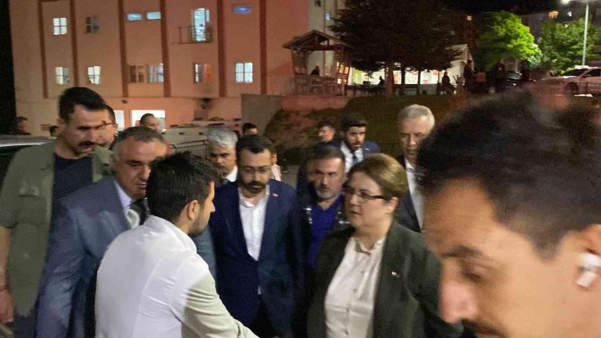 Bakan Yanık, Niğde’de yaralı öğrencileri ziyaret etti