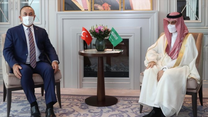 Bakan Çavuşoğlu, Suudi Arabistanlı mevkidaşıyla telefonda görüştü