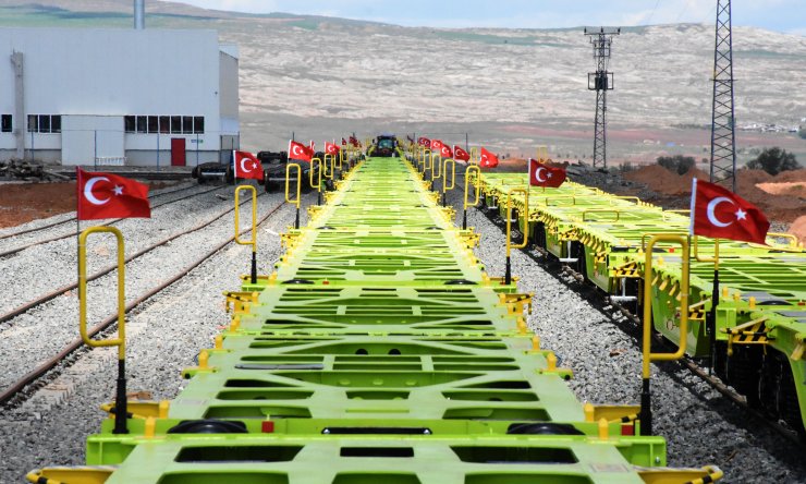 Demirağ OSB'de üretilen ilk vagonlar, Almanya'ya uğurlandı