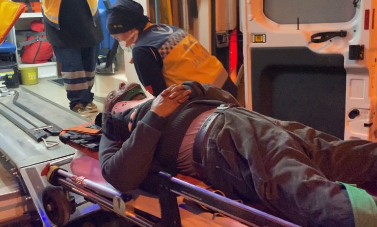 Otobüsün çarparak 20 metre sürüklediği engelli treeporter sürücüsü ağır yaralandı