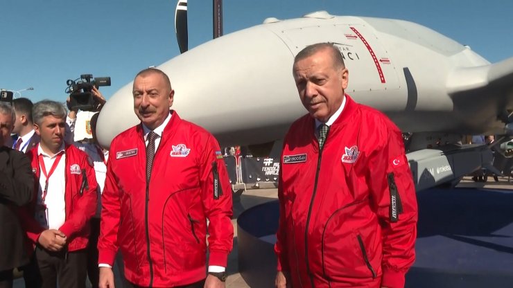 Erdoğan ve Aliyev, Bayraktar Akıncı SİHA'sını imzaladı
