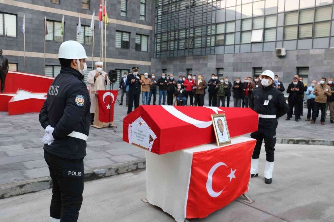 Şehit edilen polis memurunun oğluna doğum günü sürprizi