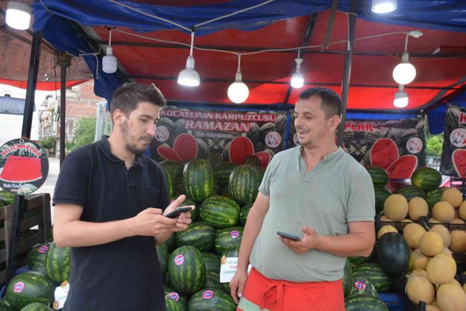 Vatandaşlar nakit taşımayınca karpuzcudan pratik fikir