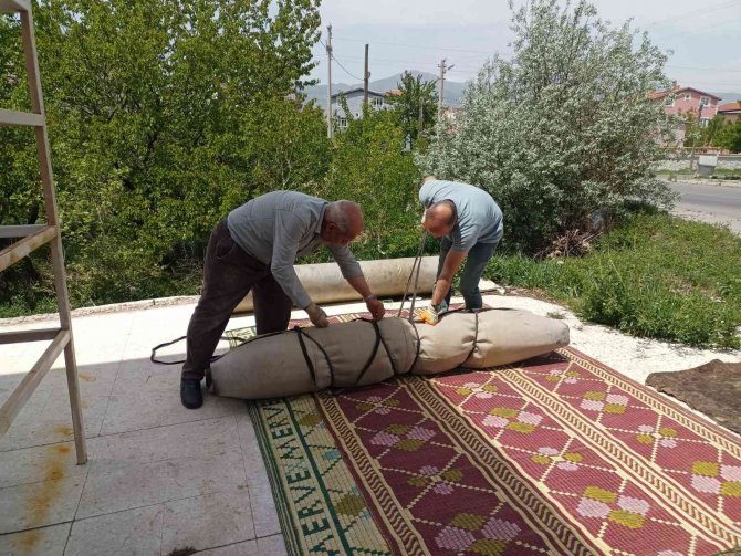 Elini kaybetti yine de mesleğinden vazgeçmedi