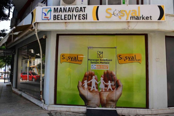 Sosyal Market 10 yıldır ihtiyaç sahiplerine hizmet veriyor