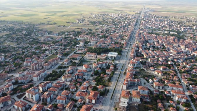 İsveç'teki seçimler için Konya'dan oy istiyor