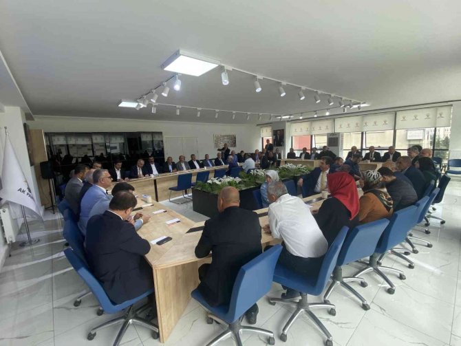 AK Parti’den “Yerel Yönetimler İstişare ve Değerlendirme” toplantısı