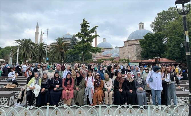 Kütahya Hanımeli Derneği’nden İstanbul, Bilecik, Söğüt ve Domaniç gezisi