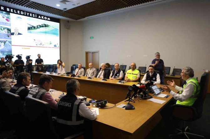 Turuncu kodlu yağış uyarı verilmişti, AKOM toplandı