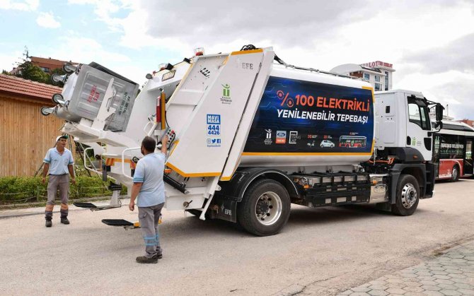 Elektrikli çöp kamyonu test ediliyor