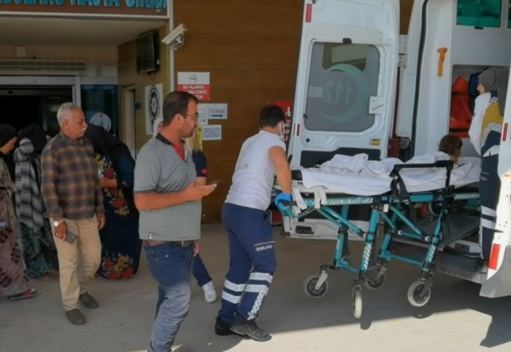 Üzerine kaynar süt dolu tencere devrilen Büşra ağır yaralandı