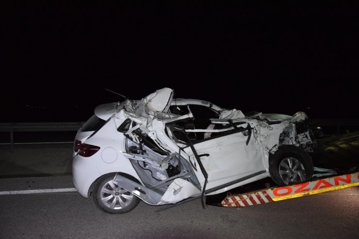 Konya'da sürücüsünün kontrolünden çıkan otomobil takla attı: 4 yaralı