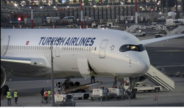 THY'nin Airbus a350-900 tipi 7'nci uçağı İstanbul'da