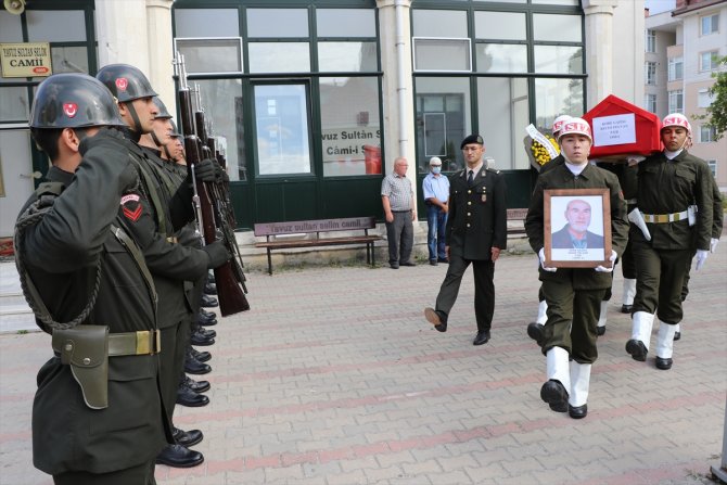 Edirneli Kore gazisi arsasını bağışladığı camiden son yolculuğuna uğurlandı