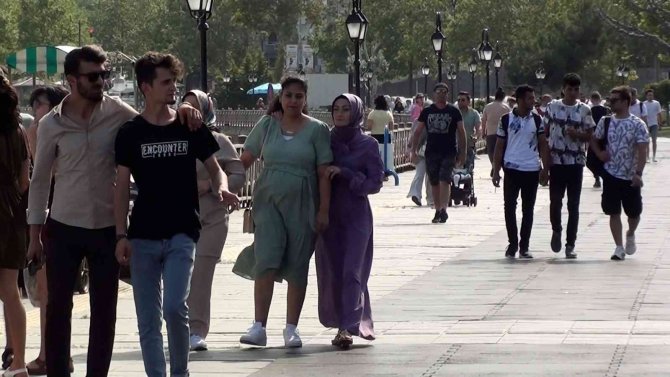 Tekirdağ sahilinde bayram tatili yoğunluğu