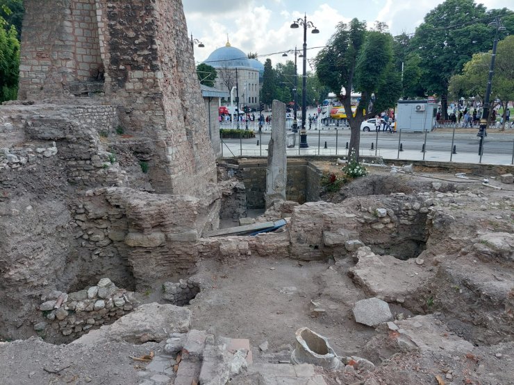 Kazdıkça tarih çıkıyor… Osmanlı’ya ait mahalle, Bizans’tan kalma duvarlar bulundu  