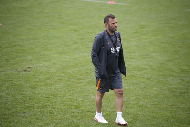 Galatasaray'ın yeni transferi Sergio Oliveira kampa katıldı