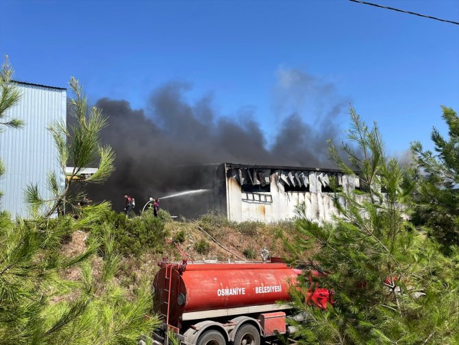 Osmaniye'de katı atık bertaraf tesisinde yangın çıktı