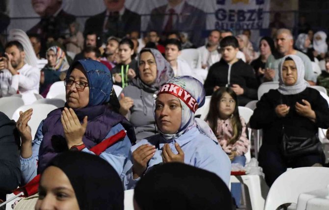 Darbe girişiminde ailesiyle helalleşip sokağa çıktı, 14 yaşında gazi oldu