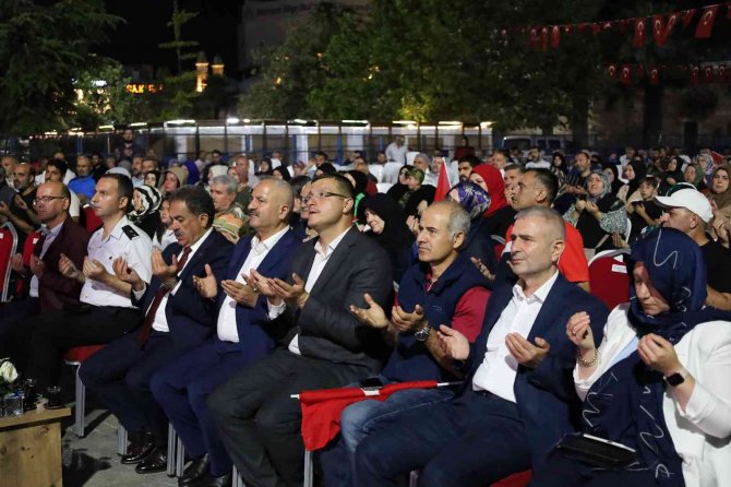 Darbe girişiminde ailesiyle helalleşip sokağa çıktı, 14 yaşında gazi oldu