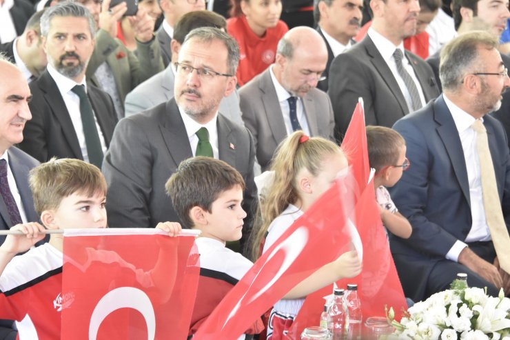 Konya Olimpik Yüzme Havuzu, Kasapoğlu'nun katılımıyla açıldı