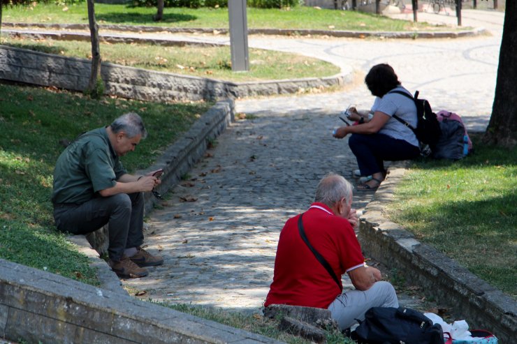 Edirne'de termometreler 43 dereceyi gördü, sıcak hava bunalttı