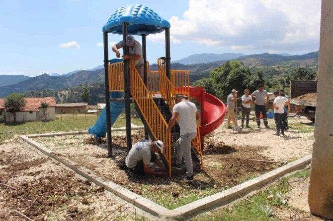 İlçelere yeni oyun parkları kazandırılıyor