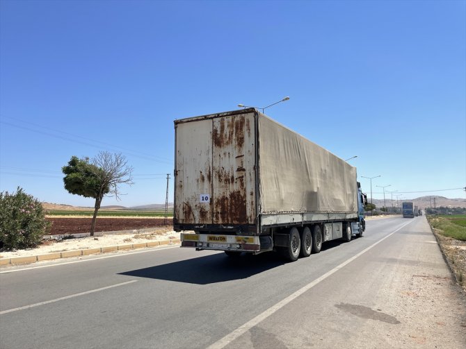 BM, İdlib'e 14 tır insani yardım gönderdi