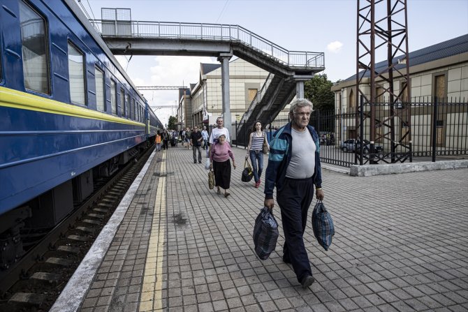 Donetsk bölgesindeki insanların tahliye noktası: Pokrovsk Tren İstasyonu
