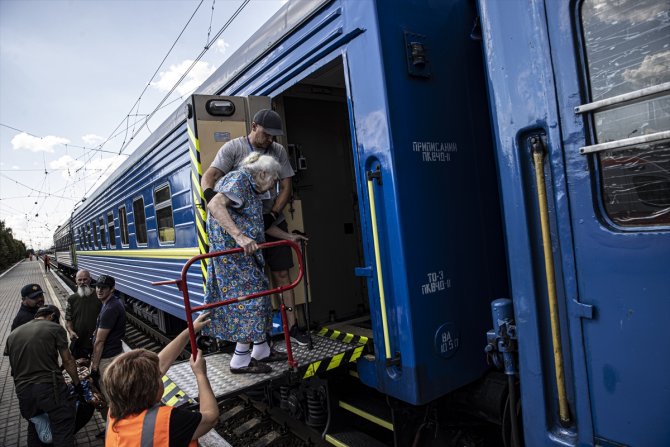 Donetsk bölgesindeki insanların tahliye noktası: Pokrovsk Tren İstasyonu